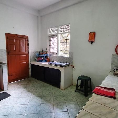 Guesthouse Kind And Love Hikkaduwa Luaran gambar