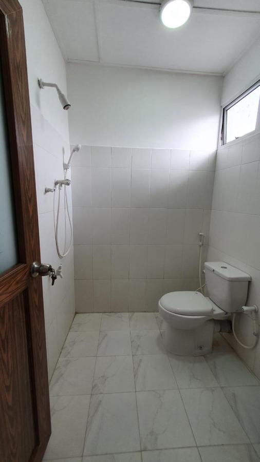 Guesthouse Kind And Love Hikkaduwa Luaran gambar