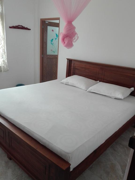 Guesthouse Kind And Love Hikkaduwa Luaran gambar