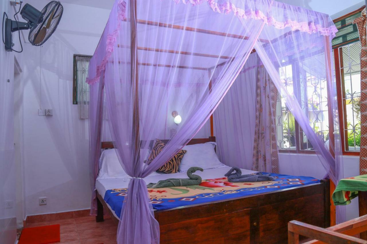 Guesthouse Kind And Love Hikkaduwa Luaran gambar