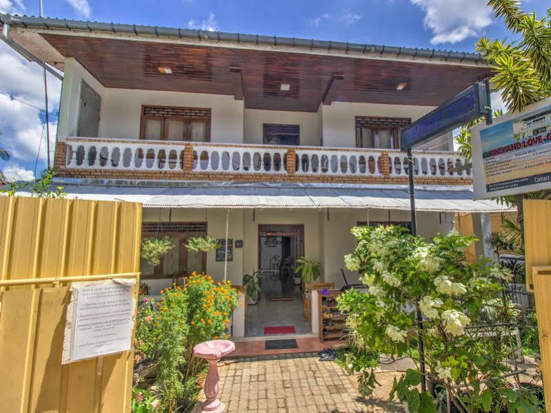 Guesthouse Kind And Love Hikkaduwa Luaran gambar