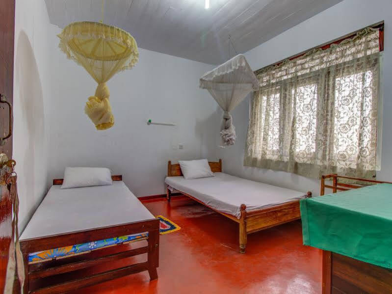 Guesthouse Kind And Love Hikkaduwa Luaran gambar